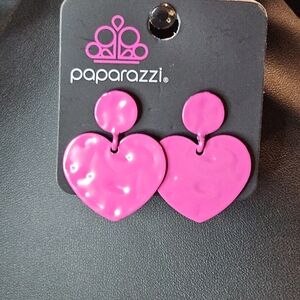 Paparazzi Vibrant Pink Heart Earrings